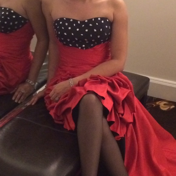 Formal Gown - Picture 2 of 6